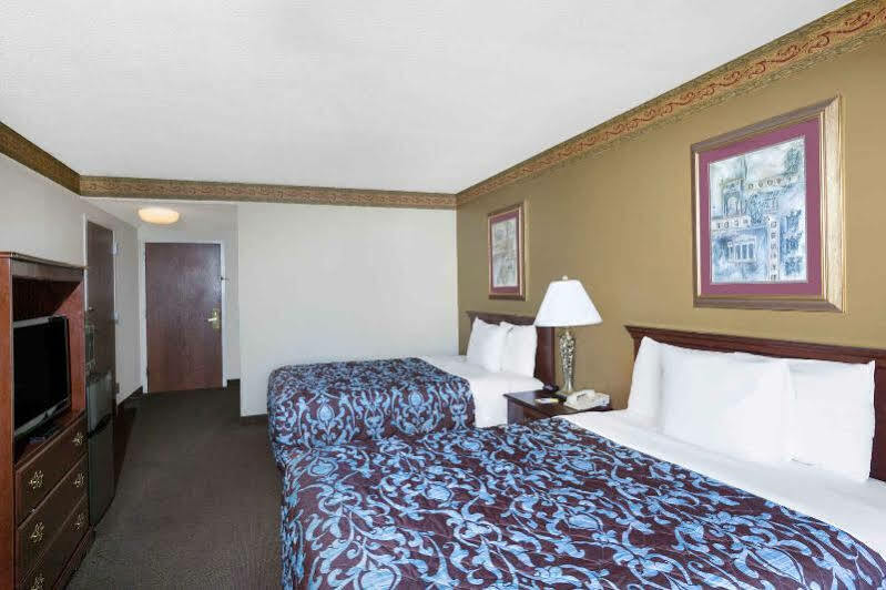 Days Inn & Suites By Wyndham Pocahontas Esterno foto