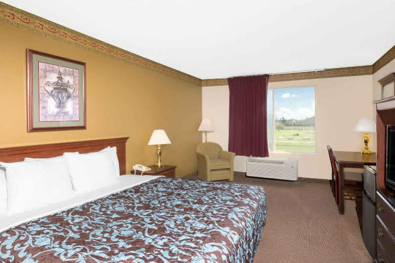 Days Inn & Suites By Wyndham Pocahontas Esterno foto